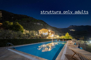 Sotto il cielo di Toscana prestigious holiday home only adults pet friendly